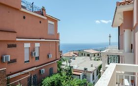Taormina Sea View Studio